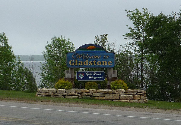 Gladstone-image-welcome-to-Gladstone.jpg